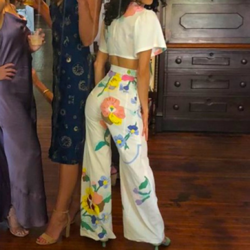 Meet your Posher, Bella